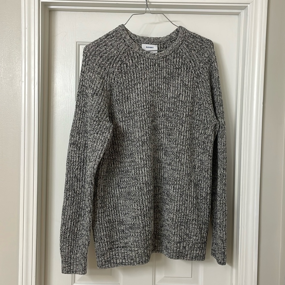 Men’s XXL old navy sweater. Black/gray